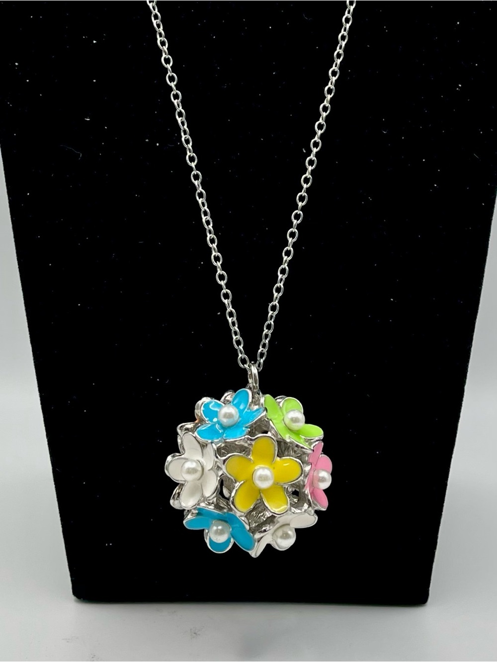 Pier 1 Imports Spring Flower Bouquet Enameled Flower Ball Pendant Necklace - Picture 11 of 15
